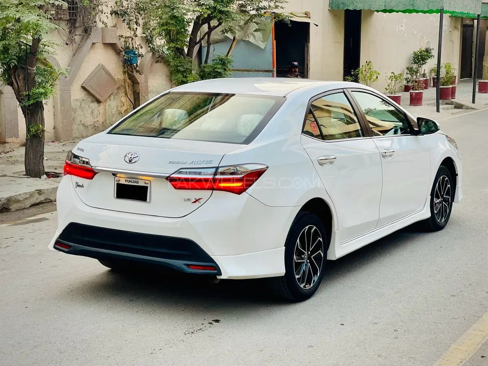 2024 Toyota Corolla Altis Grande X CVT-i 1.8 Beige Interior